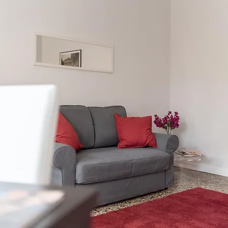 Venier Apartment *